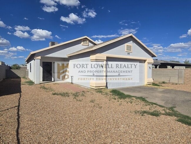 Primary Photo - Spacious 3-Bed / 2-Bath Home in Central Tu...