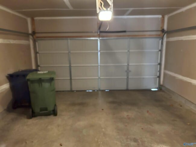 Building Photo - 225 Postwood Ct