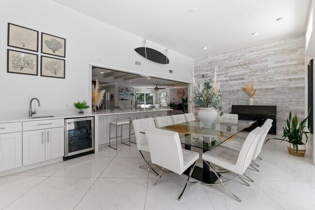 Building Photo - 501 Boating Club Rd