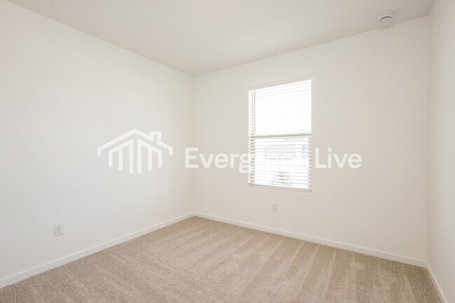 Building Photo - 3705 Los Cabos Dr