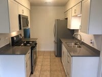 Building Photo - 10400 Little Pebble Dr