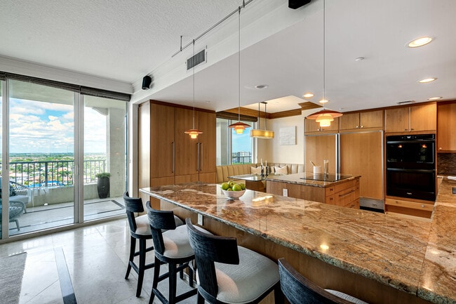 Building Photo - 3720 S Ocean Blvd