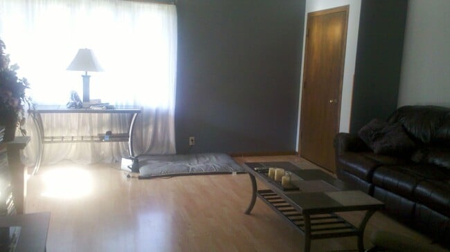 Building Photo - 808 Coleman St