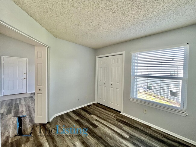 Building Photo - 3732 Idlebrook Cir