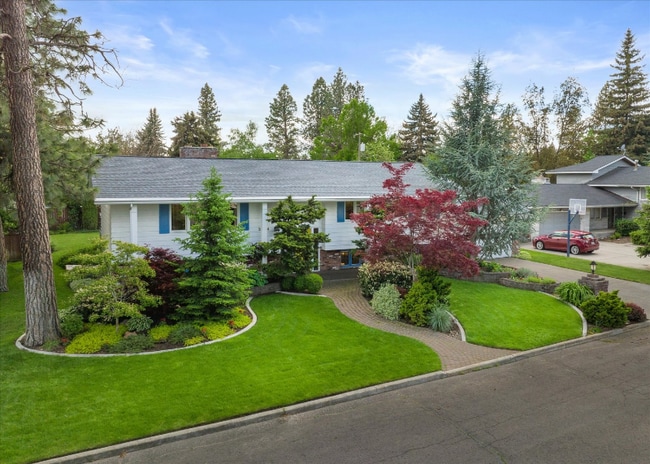 Primary Photo - 2504 E 40th Ave