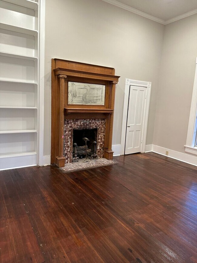 Building Photo - 308 Wood St