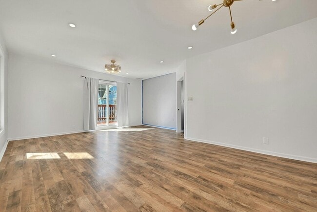 Building Photo - 30 Columbia Terrace