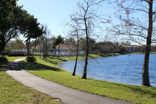 Building Photo - 5065 Wiles Rd