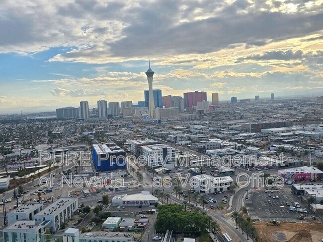 Building Photo - 200 Hoover Ave