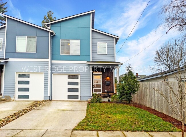 Primary Photo - 6836 N Hudson St