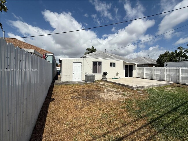 Building Photo - 20781 SW 103rd Ct