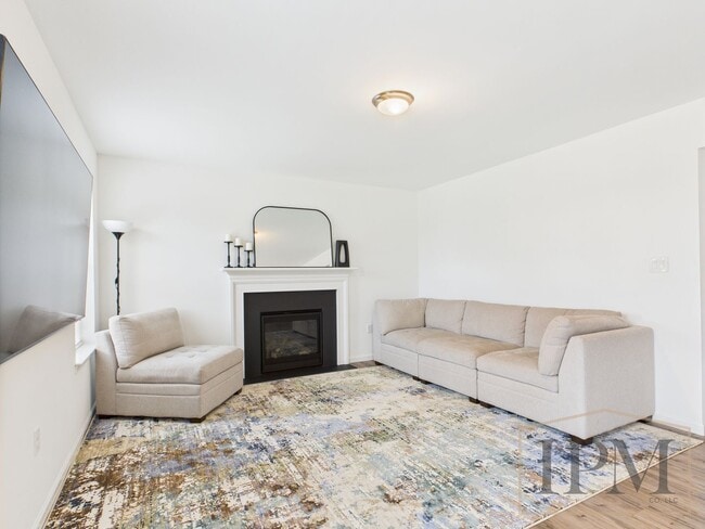 Building Photo - Coming Soon - Stunning 4 Bedroom, 2.5 Bath...