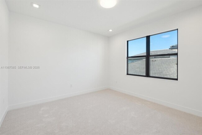 Building Photo - 13076 Feathering Wy