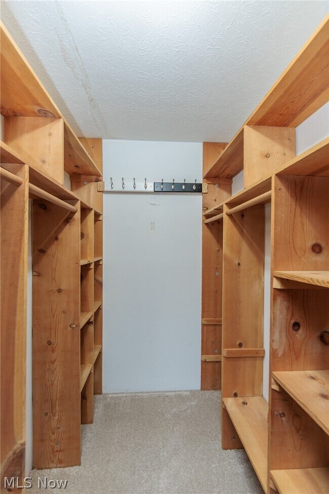 Building Photo - 3265 Mayfield Rd