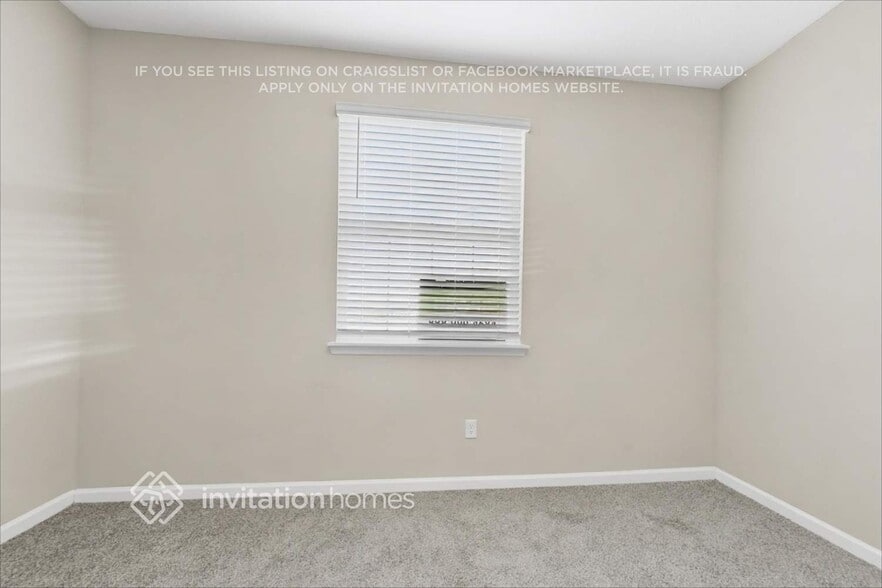 Building Photo - 9790 Lovage Ln