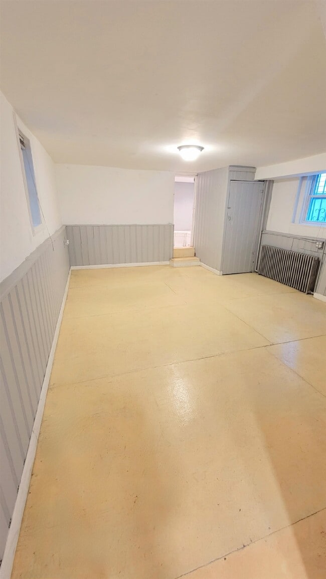 Building Photo - 3158 John F. Kennedy Blvd