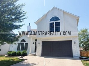 Building Photo - Gorgeous Updated Home in Blue Valley, South Overland Park-Available NOW!!
