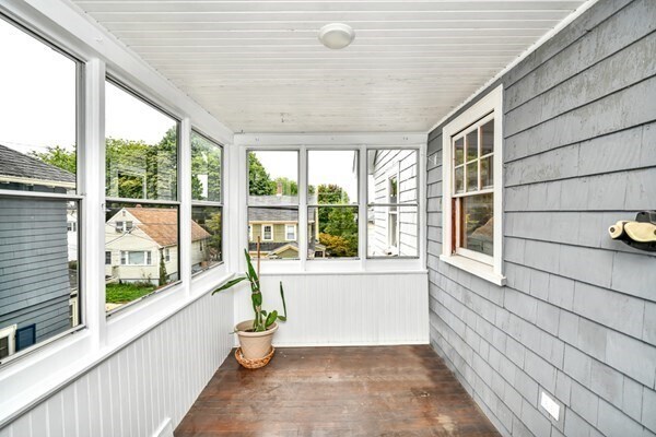 Building Photo - 9 Cornauba St