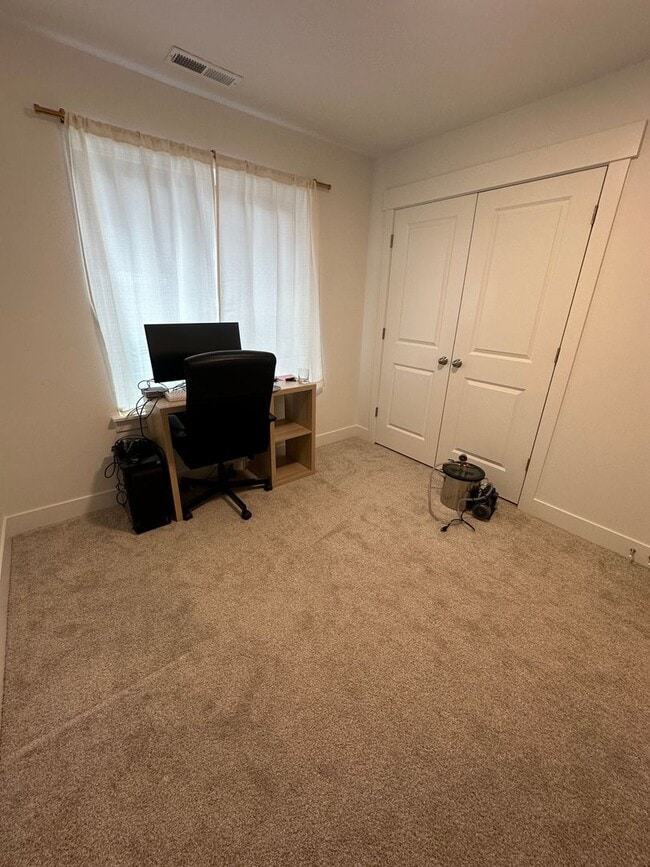 Building Photo - Absolutely STUNNING Home in Lehi!!!