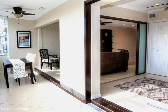 Building Photo - 40 Isle of Venice Dr