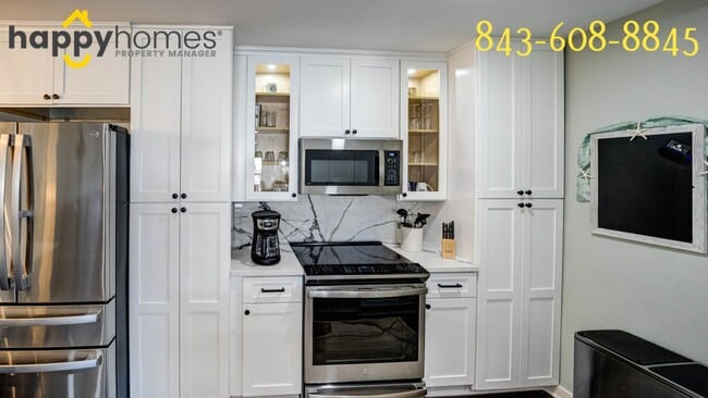 Building Photo - 2/2 Fully Furnished condo in The Meridian ...