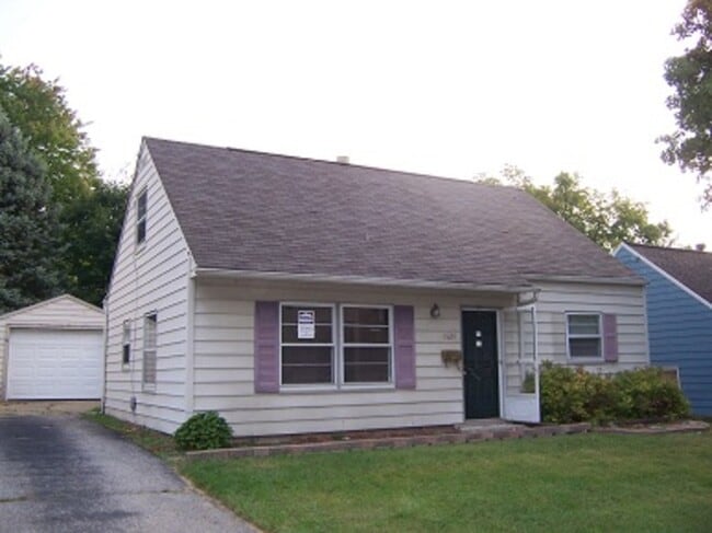 Building Photo - 1529 Myrtle Ave