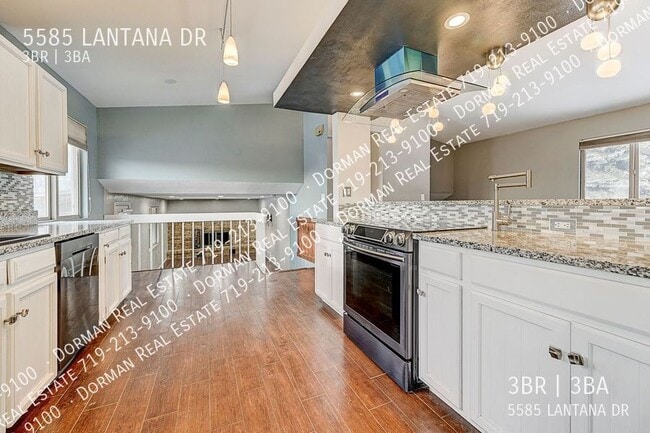 Building Photo - 5585 Lantana Dr