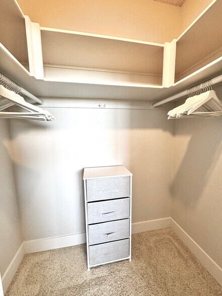Walk in closet (bedroom) - 633 Cowper St