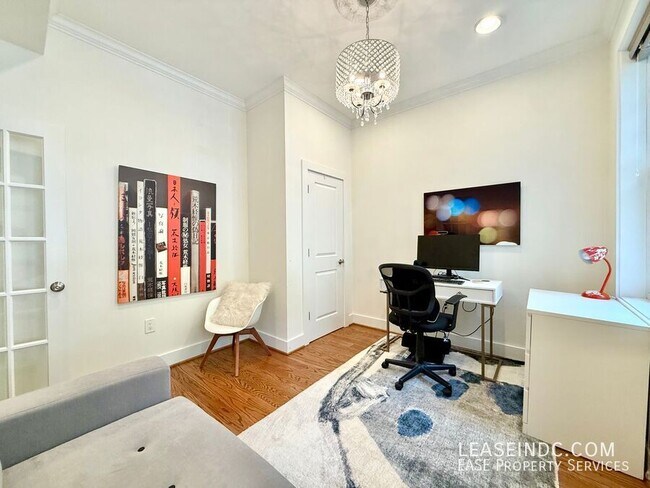 Building Photo - 2616 Garfield St NW