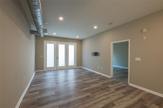 Building Photo - 5300 Peachtree Blvd