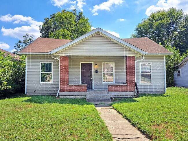 Building Photo - 1402 Berry Blvd
