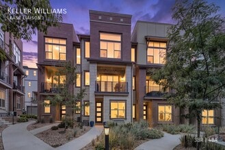 Building Photo - 427 Primrose Ln