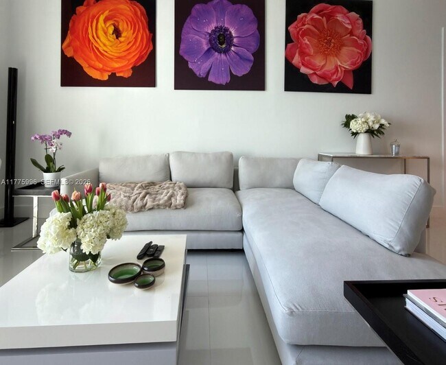 Building Photo - 2301 Collins Ave