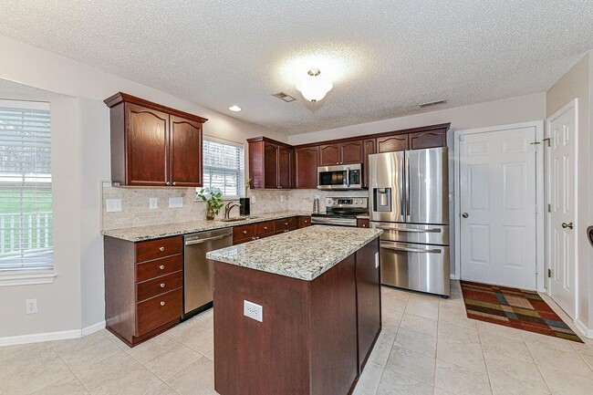 Building Photo - 1411 Deer Spring Ct