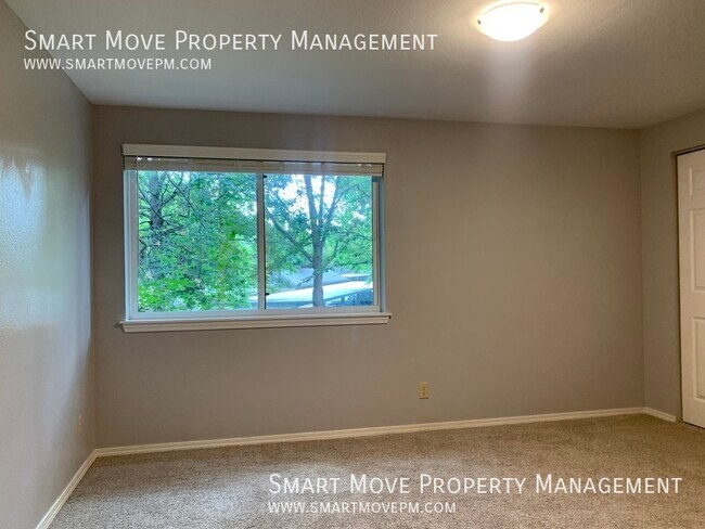 Building Photo - 3757 S Gekeler Ln