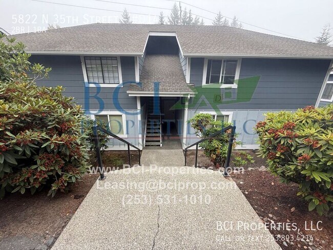 Building Photo - 5822 N 35th St