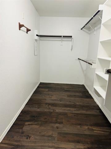 Building Photo - 3700 Dogwood Rd