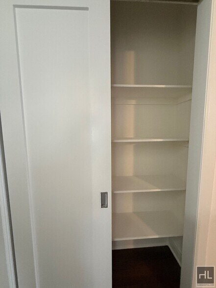 Building Photo - EAST 87 STREET