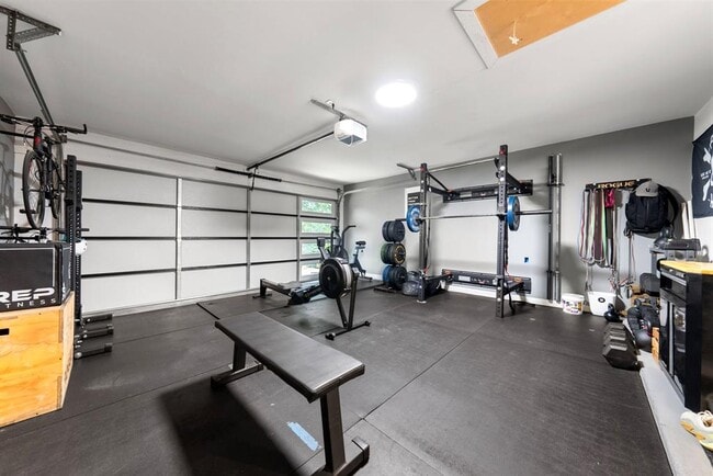 Building Photo - 510 Meadow Lea Dr