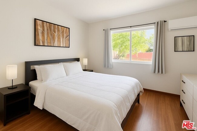 Building Photo - 522 Westminster Ave