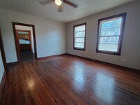 Building Photo - 3614 Bradley St SW