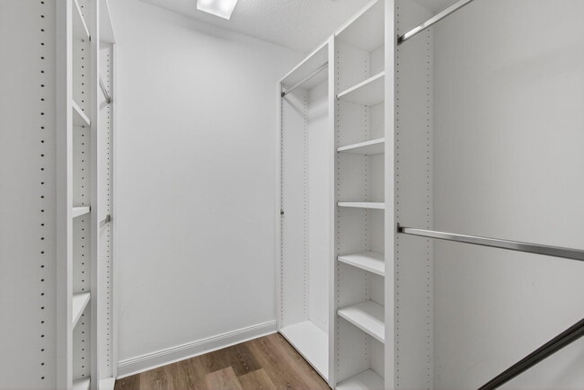 Building Photo - 8148 Montserrat Pl