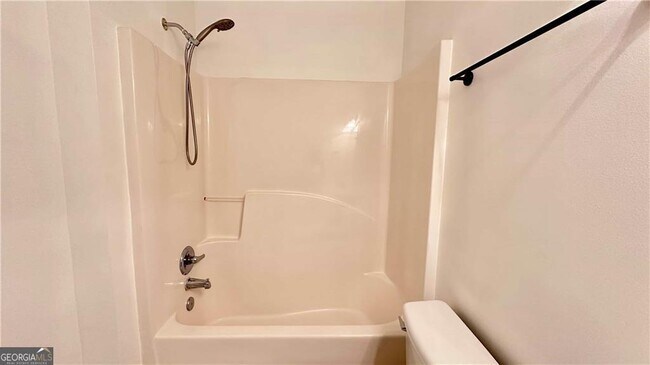 Building Photo - 6243 Shoreview Cir