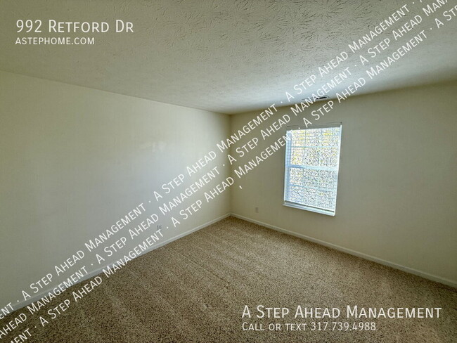 Building Photo - 992 Retford Dr