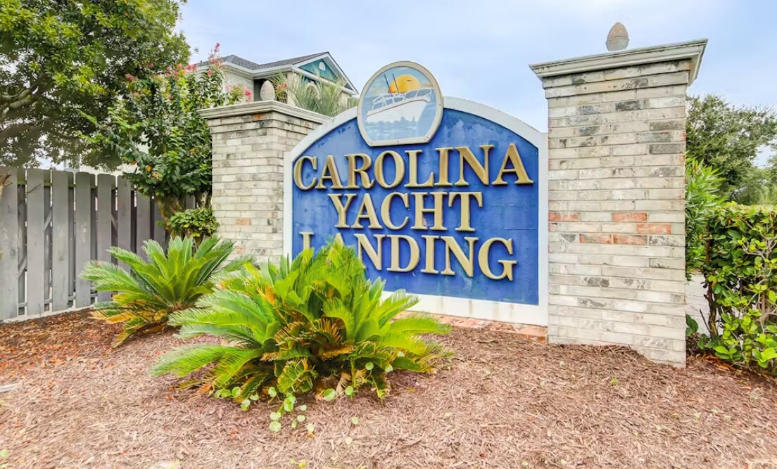 Building Photo - 4522 N Plantation Harbour Dr