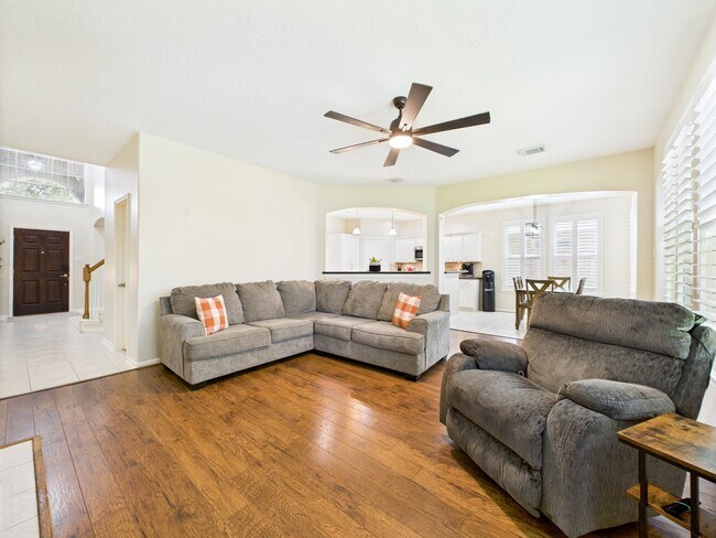 Building Photo - 4503 Avery Hollow Ct