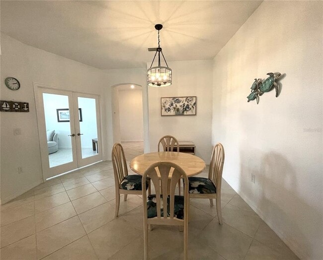 Building Photo - 1912 Saddlewood Cir