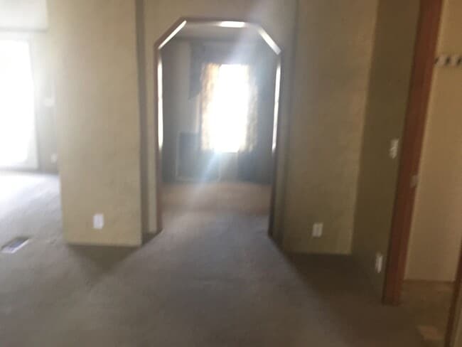 Building Photo - 3 BR 2 bath double wide mobile home in Goshen school district