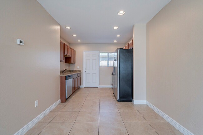 Building Photo - 818 W Osborn Rd