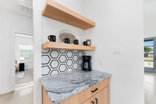 Building Photo - Pre-Leasing Fall of 2026!! Luxury Homes!!